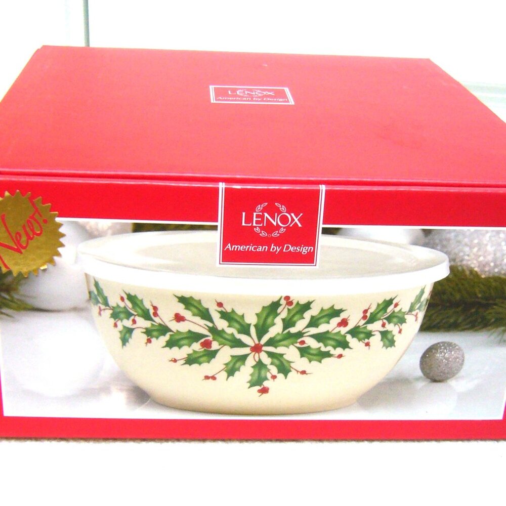 New Lenox Holiday Serve and Store Bowl with Lid 32 Oz